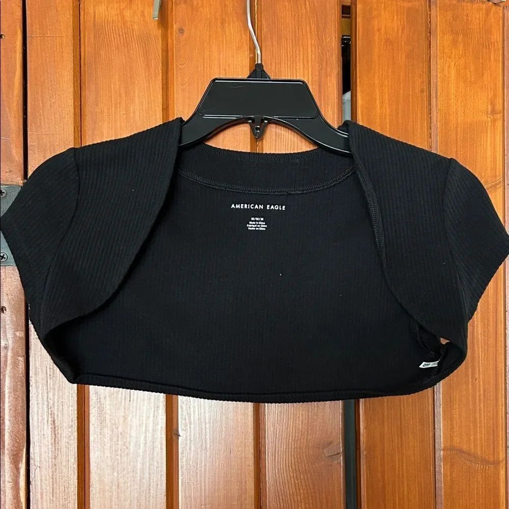 American Eagle Outfitters Black, ribbed open Crop Top size M. B2